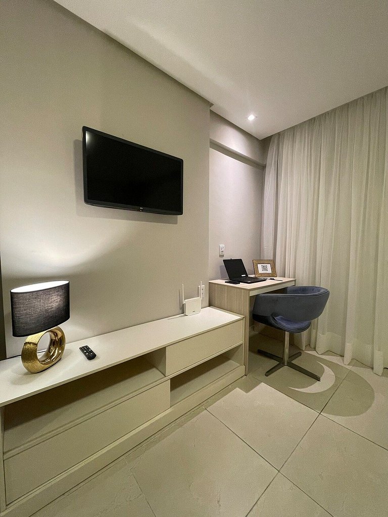 A 200 Metros do Shopping Recife, Em Boa Viagem