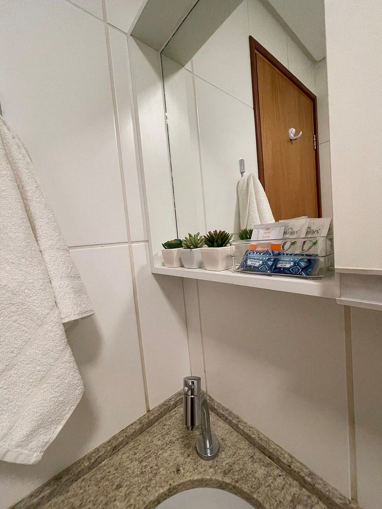 A 200 Metros do Shopping Recife, Em Boa Viagem