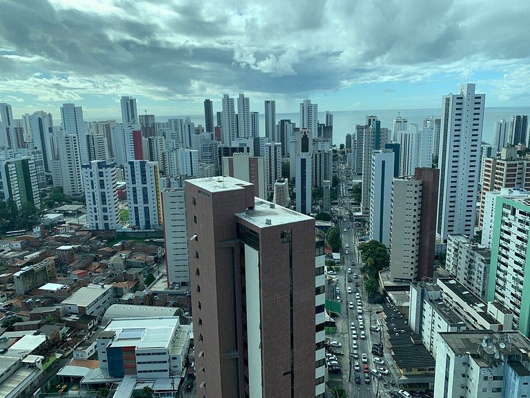 A 200 Metros do Shopping Recife, Em Boa Viagem