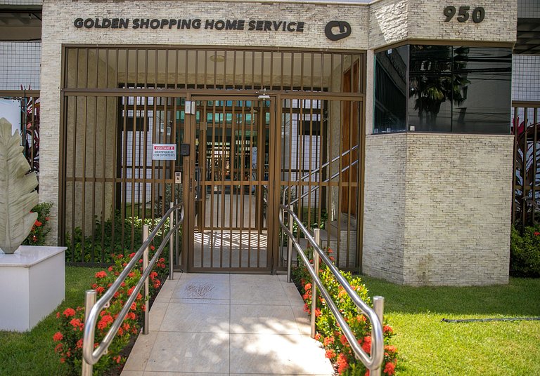Apt Recém reformado a 200m do shopping Recife.
