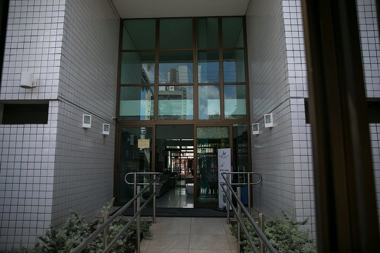 A 200 Metros do Shopping Recife, Em Boa Viagem