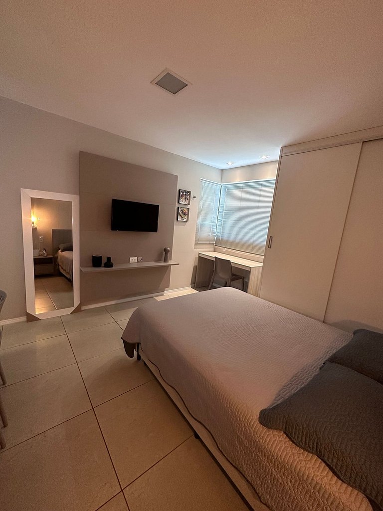 A 200 Metros do Shopping Recife, Em Boa Viagem