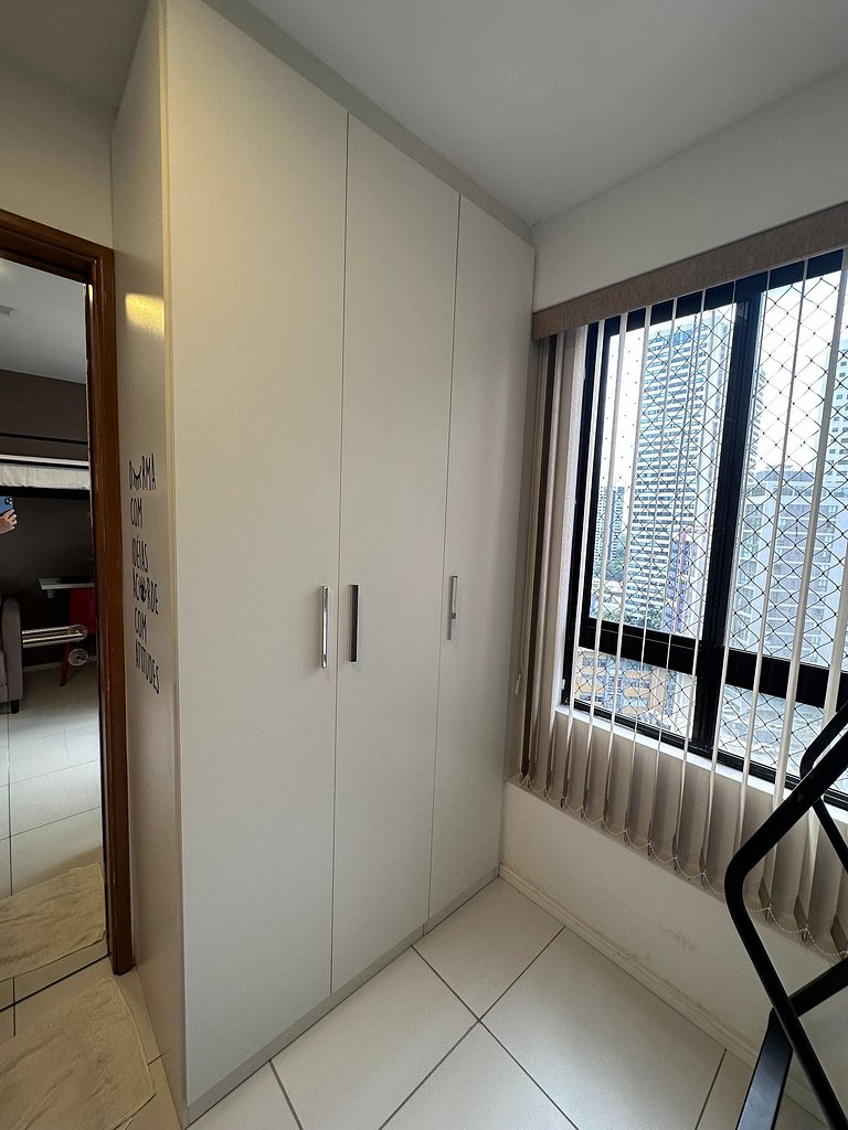 1201 - Flat para até 4 Pessoas, Boa Viagem com Piscina a 300