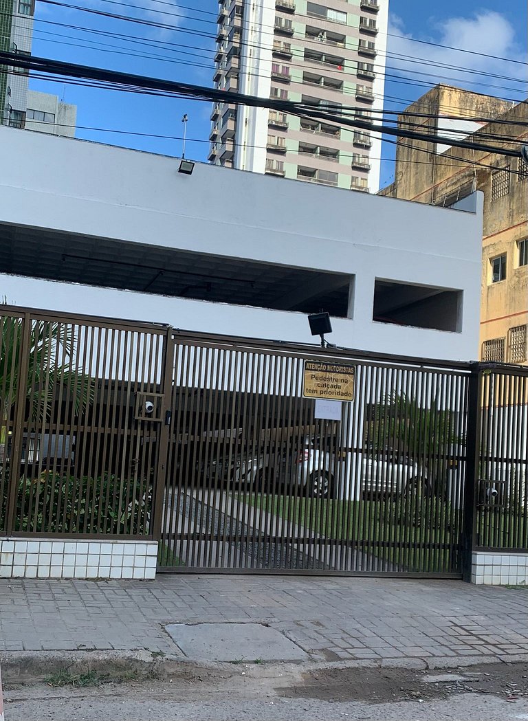 A 200 Metros do Shopping Recife, Em Boa Viagem