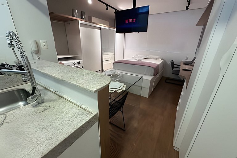 Lindo flat A 200m do Shopping , com Piscina wifii 500Mbps