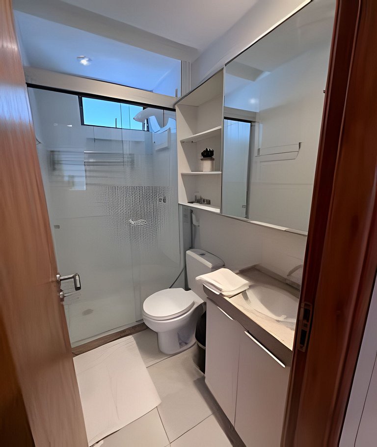 Lindo flat A 200m do Shopping , com Piscina wifii 500Mbps