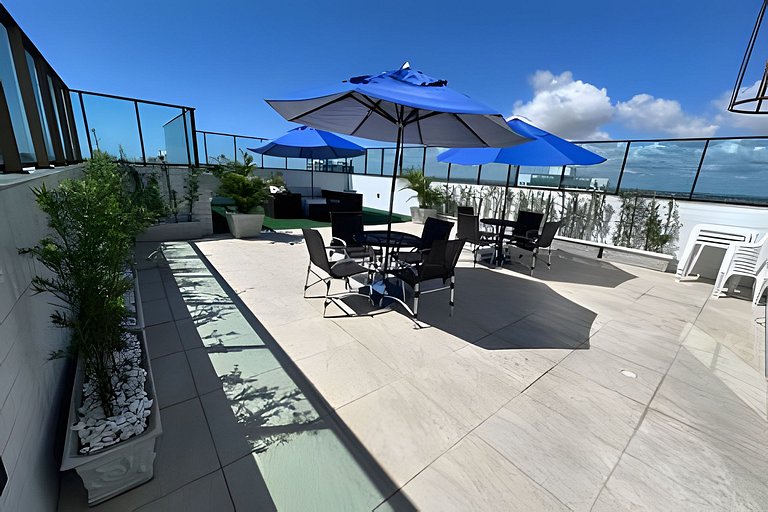 Loft a 200m do Shopping , com Piscina wifii 500Mbps