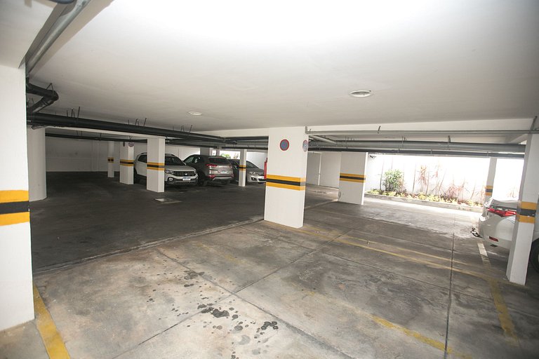 Flat Boa Viagem com quarto e sala a 400m da praia