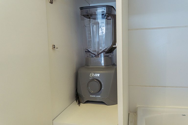 Lindo flat A 200m do Shopping , com Piscina wifii 500Mbps