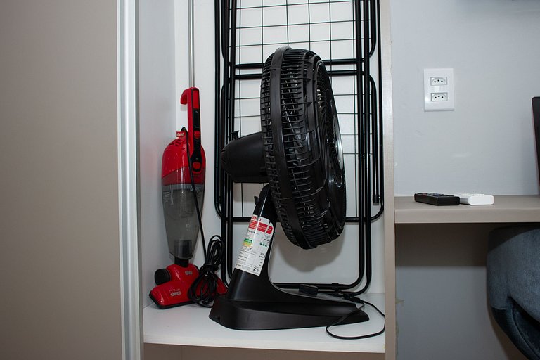 1201 - Flat Quarto e Sala a 400m da Praia Boa Viagem, Wi-Fi