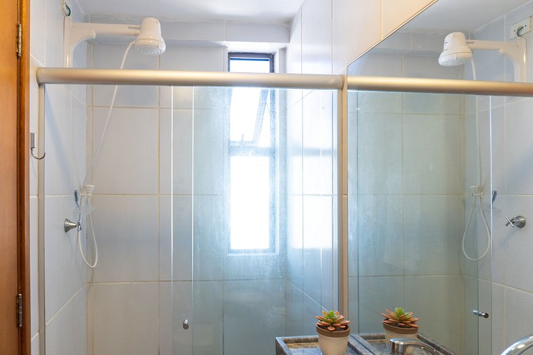 Novo Flat com Vista Mar, Piscina e Wi-Fi 500Mbps