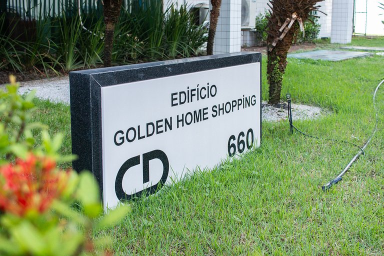 706 - Lindo Flat, recém Reformado com Piscina e Wifii 500Mbp