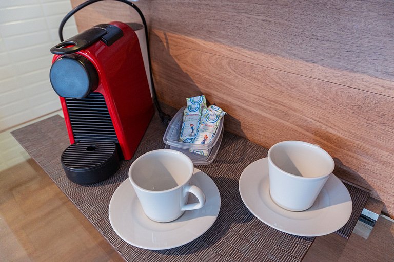 Loft a 200m do Shopping , com Piscina wifii 500Mbps