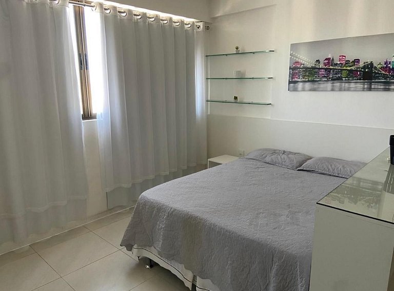 Loft a 200m do Shopping , com Piscina wifii 500Mbps