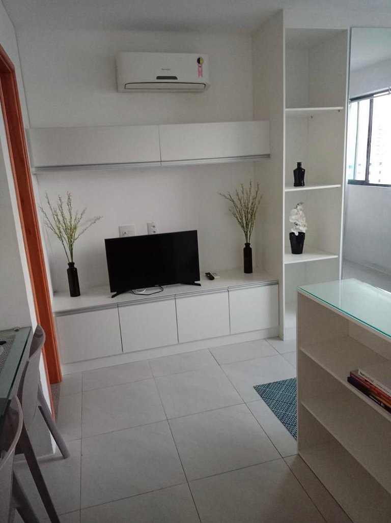 Loft a 200m do Shopping , com Piscina wifii 500Mbps