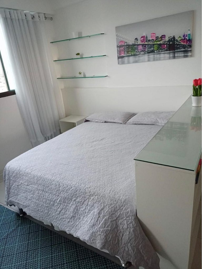 Loft a 200m do Shopping , com Piscina wifii 500Mbps