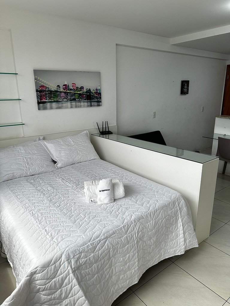 Loft a 200m do Shopping , com Piscina wifii 500Mbps