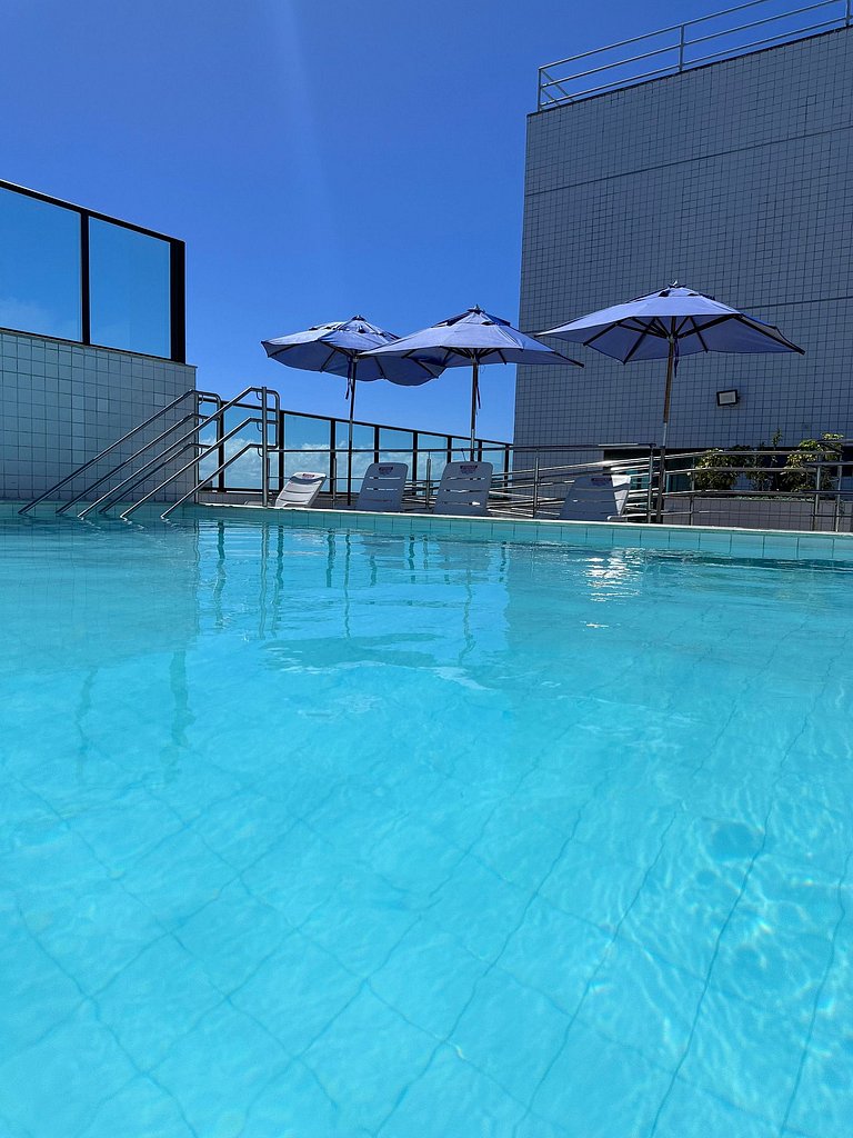 Loft a 200m do Shopping , com Piscina wifii