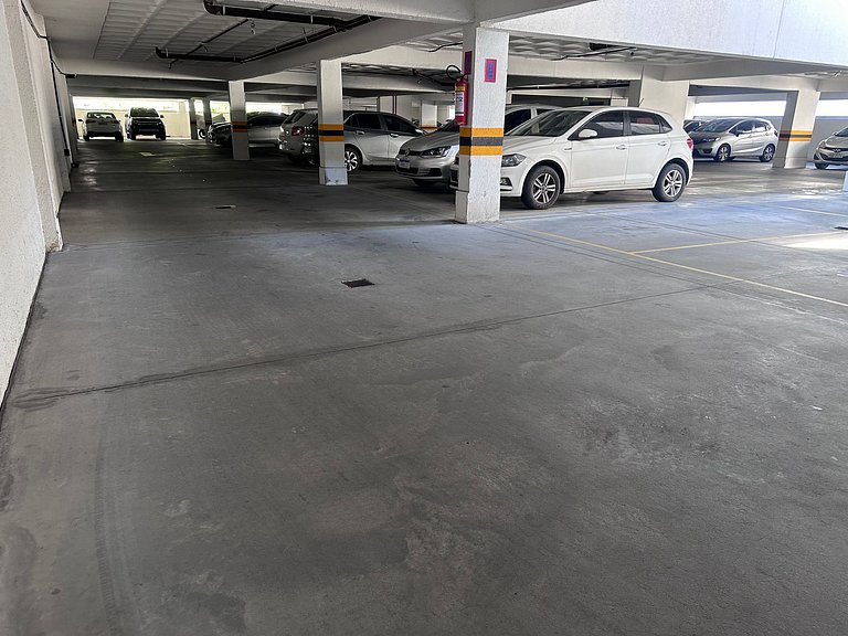 Loft a 200m do Shopping , com Piscina wifii 500Mbps