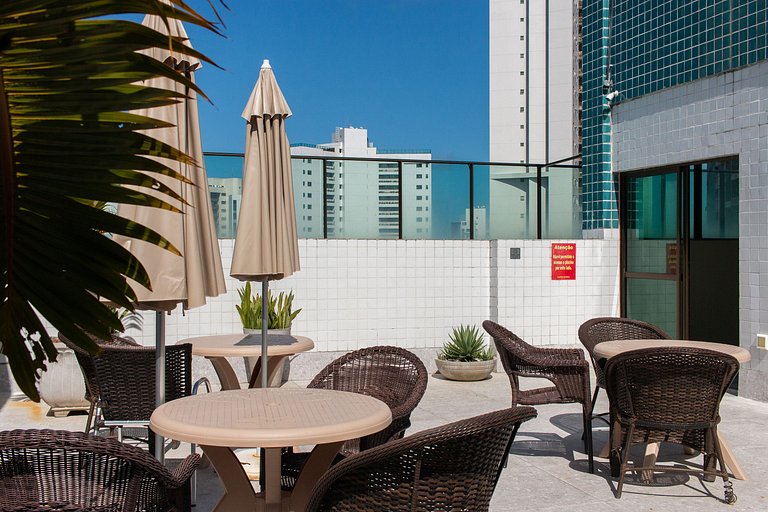 Flat com Vista Mar, Piscina e Wi-Fi