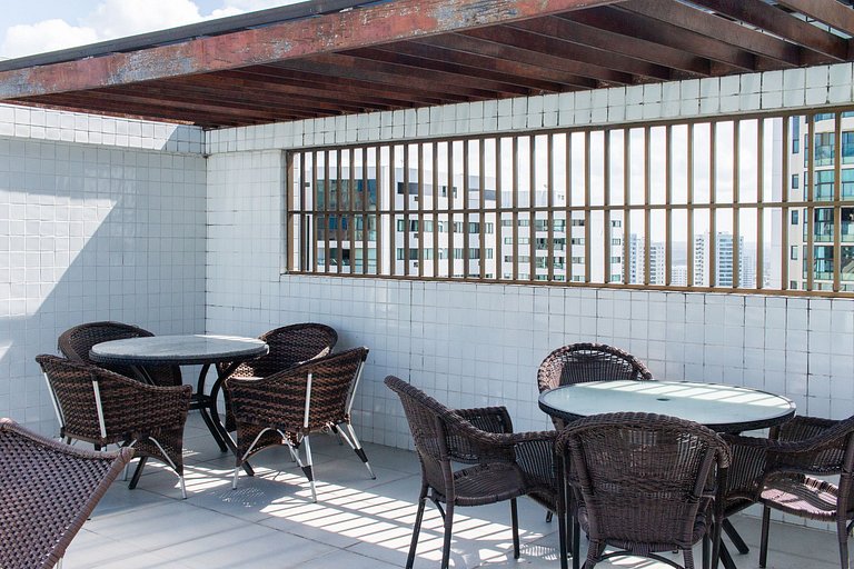 Flat com Vista Mar, Piscina e Wi-Fi