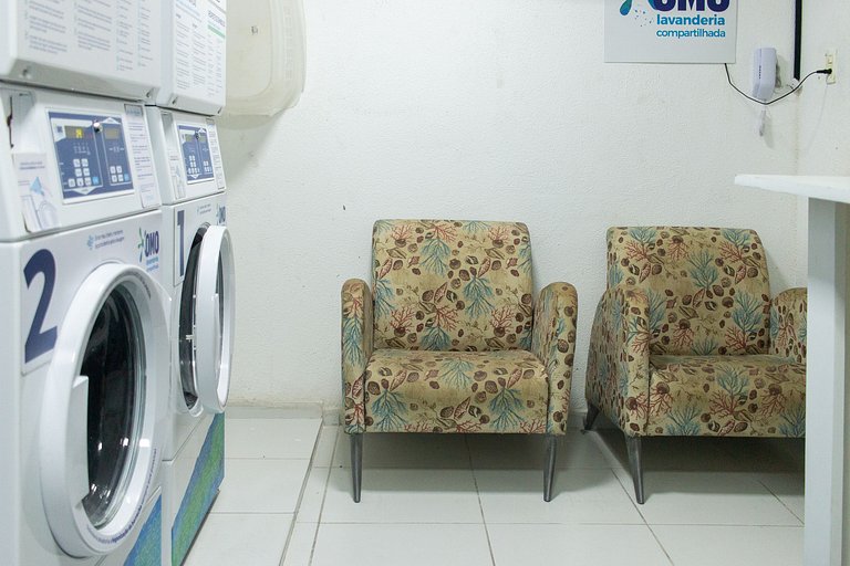 Flat com Vista Mar, Piscina e Wi-Fi