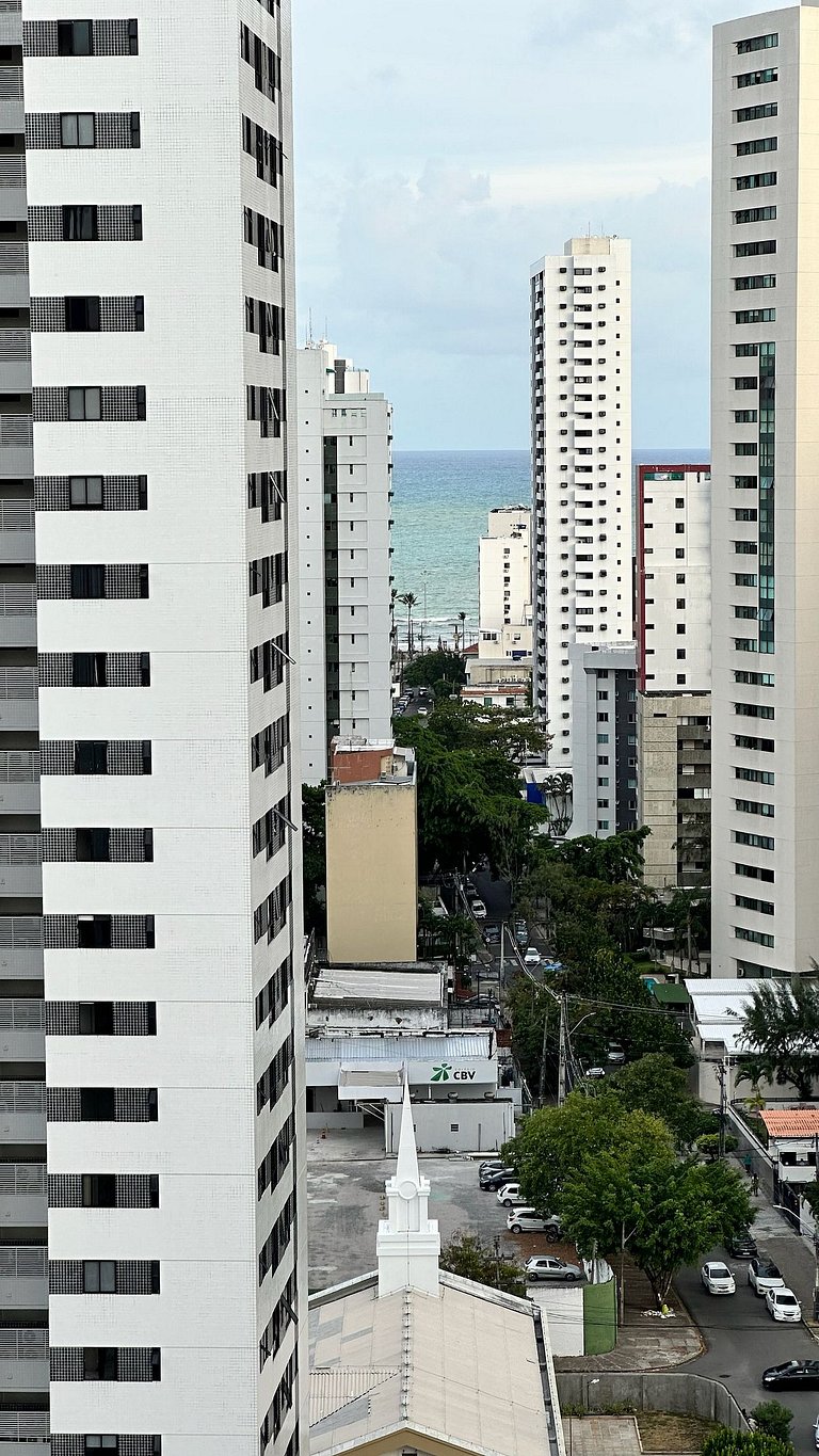 Flat com Vista Mar, Piscina e Wi-Fi