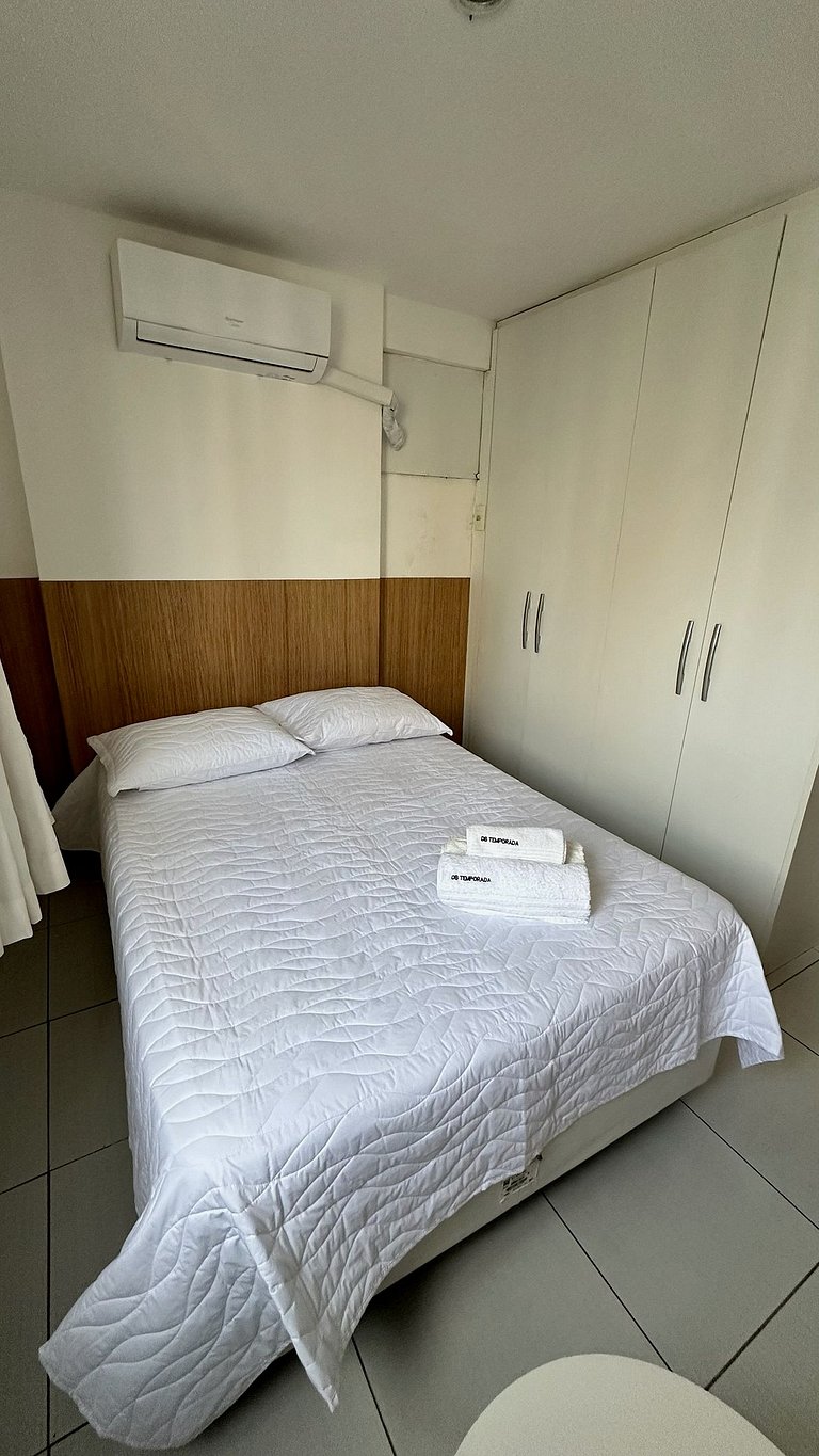 Flat com Vista Mar, Piscina e Wi-Fi