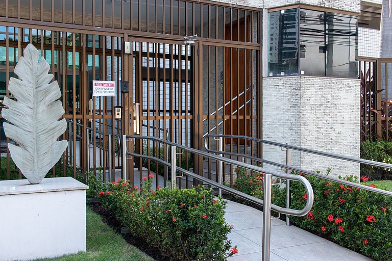 A 200 Metros do Shopping Recife, Em Boa Viagem