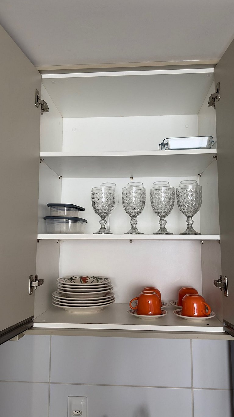 Lindo Quarto e Sala Perto da Praia De Boa Viagem!