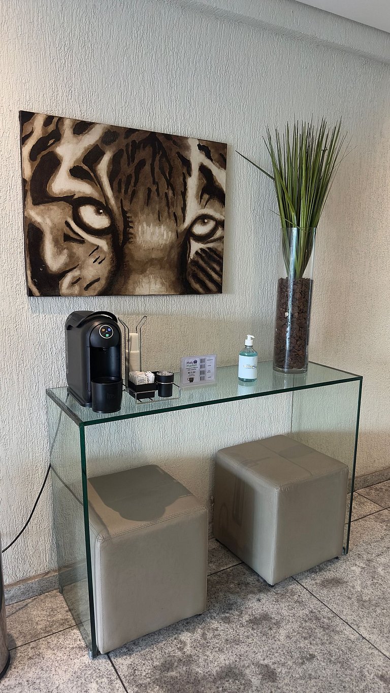 Lindo Quarto e Sala Perto da Praia De Boa Viagem!