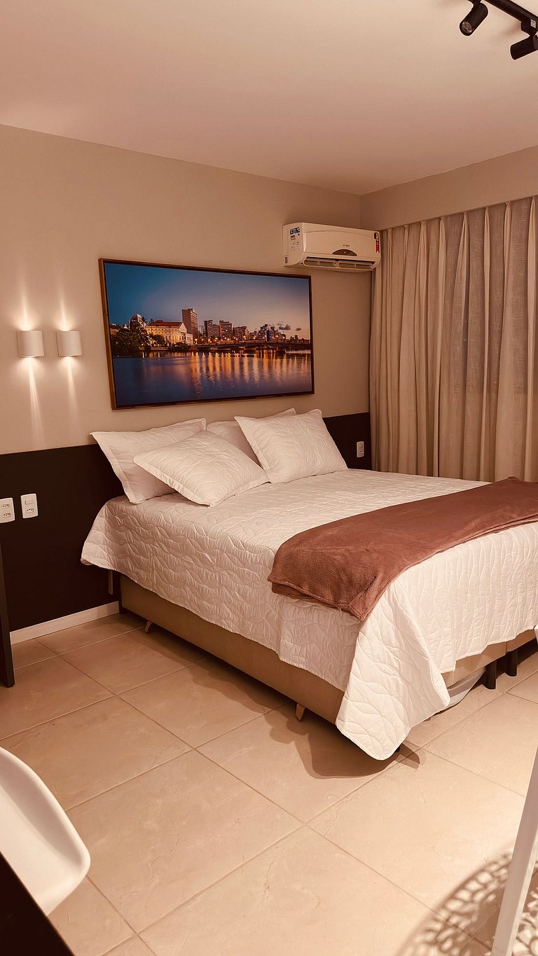 Apt Recém reformado a 200m do shopping Recife.