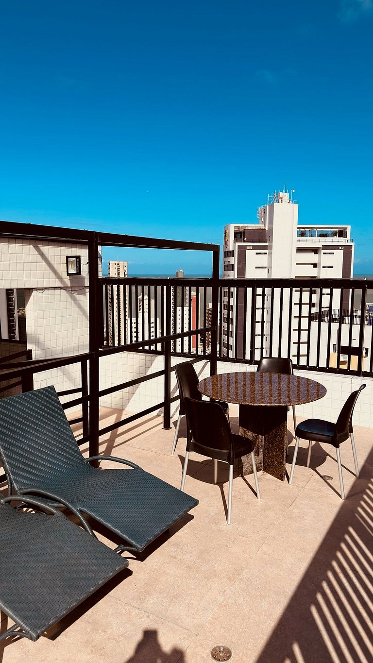 Novo e Moderno Flat a 300m da Praia Boa Viagem.